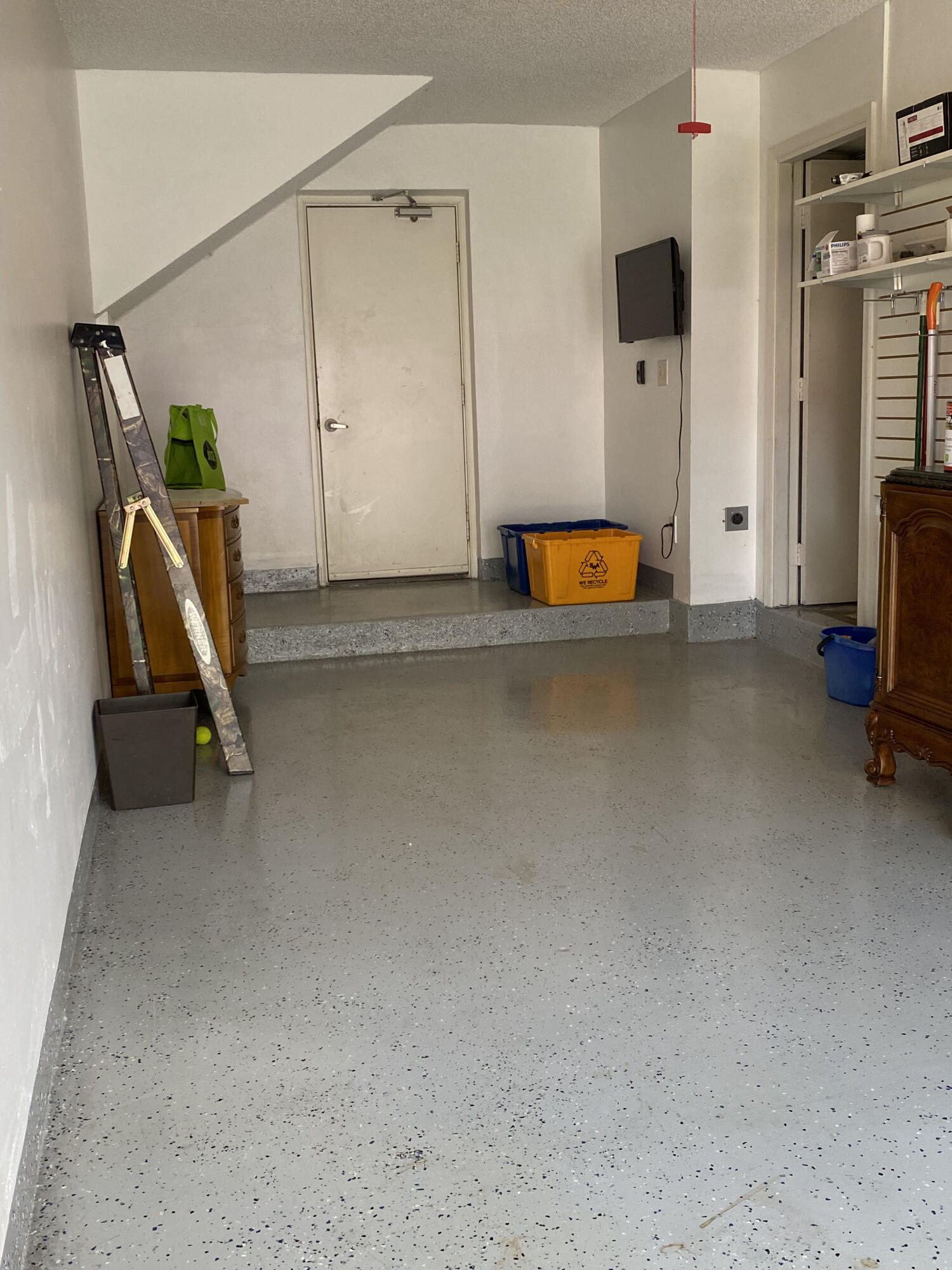 COACH HOUSES OF TOWN PLACE CONDO - Residential