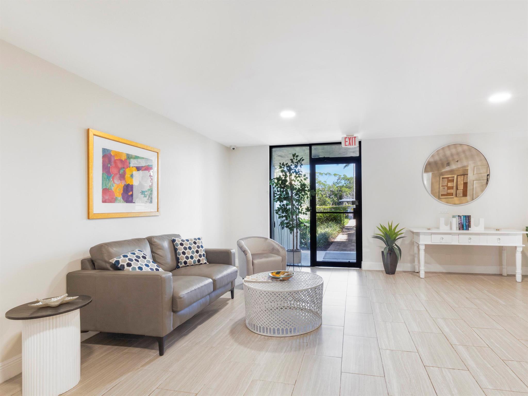 LAVERS RESORT & RACQUET C - Residential Lease