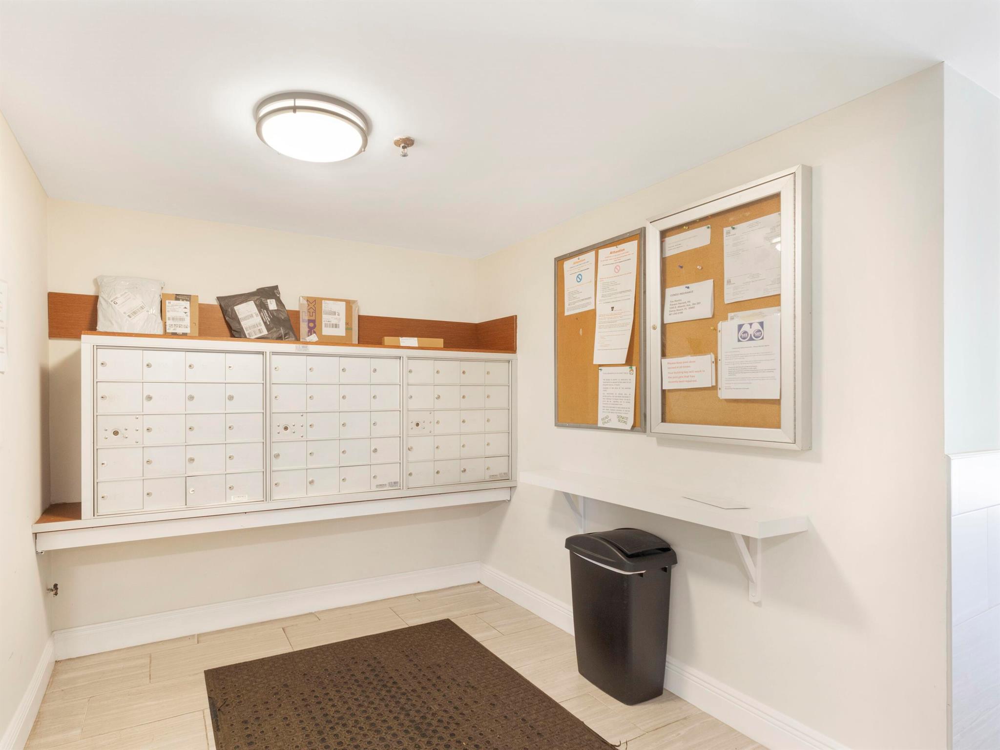 LAVERS RESORT & RACQUET C - Residential Lease