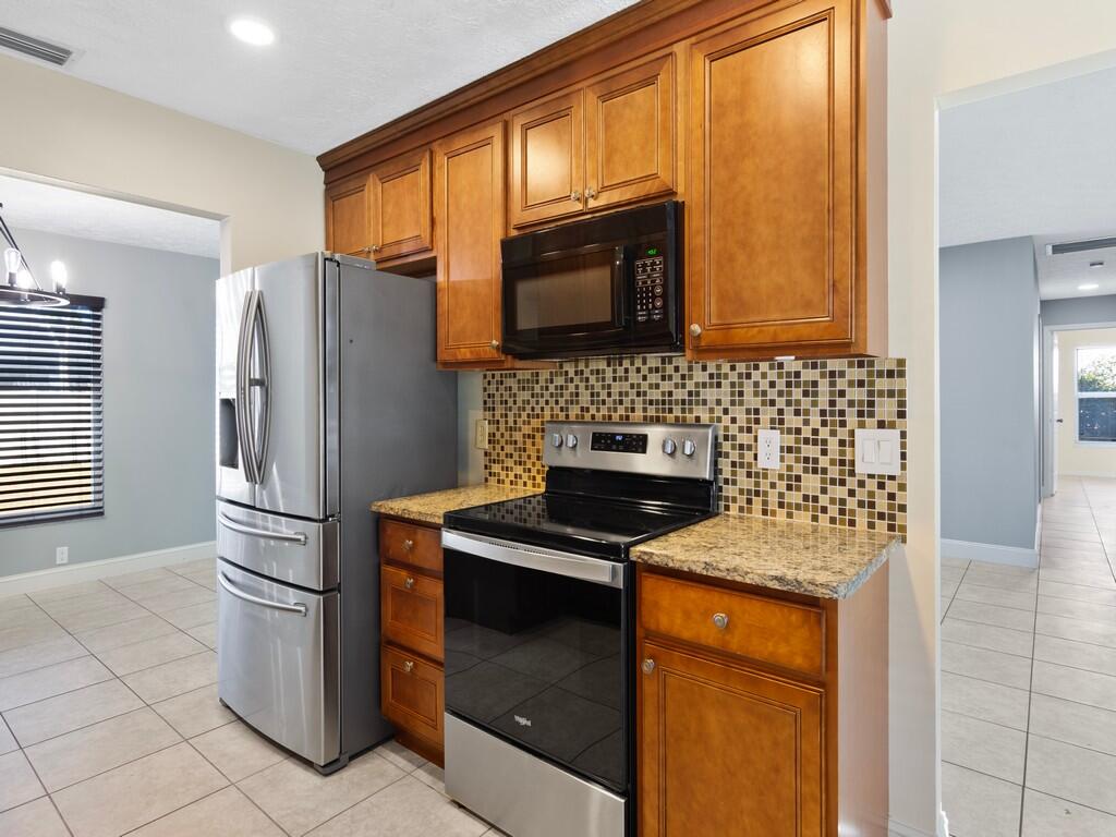 PORT ST LUCIE SECTION 12 - Residential