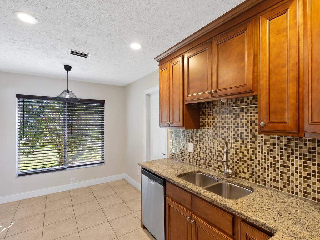 PORT ST LUCIE SECTION 12 - Residential