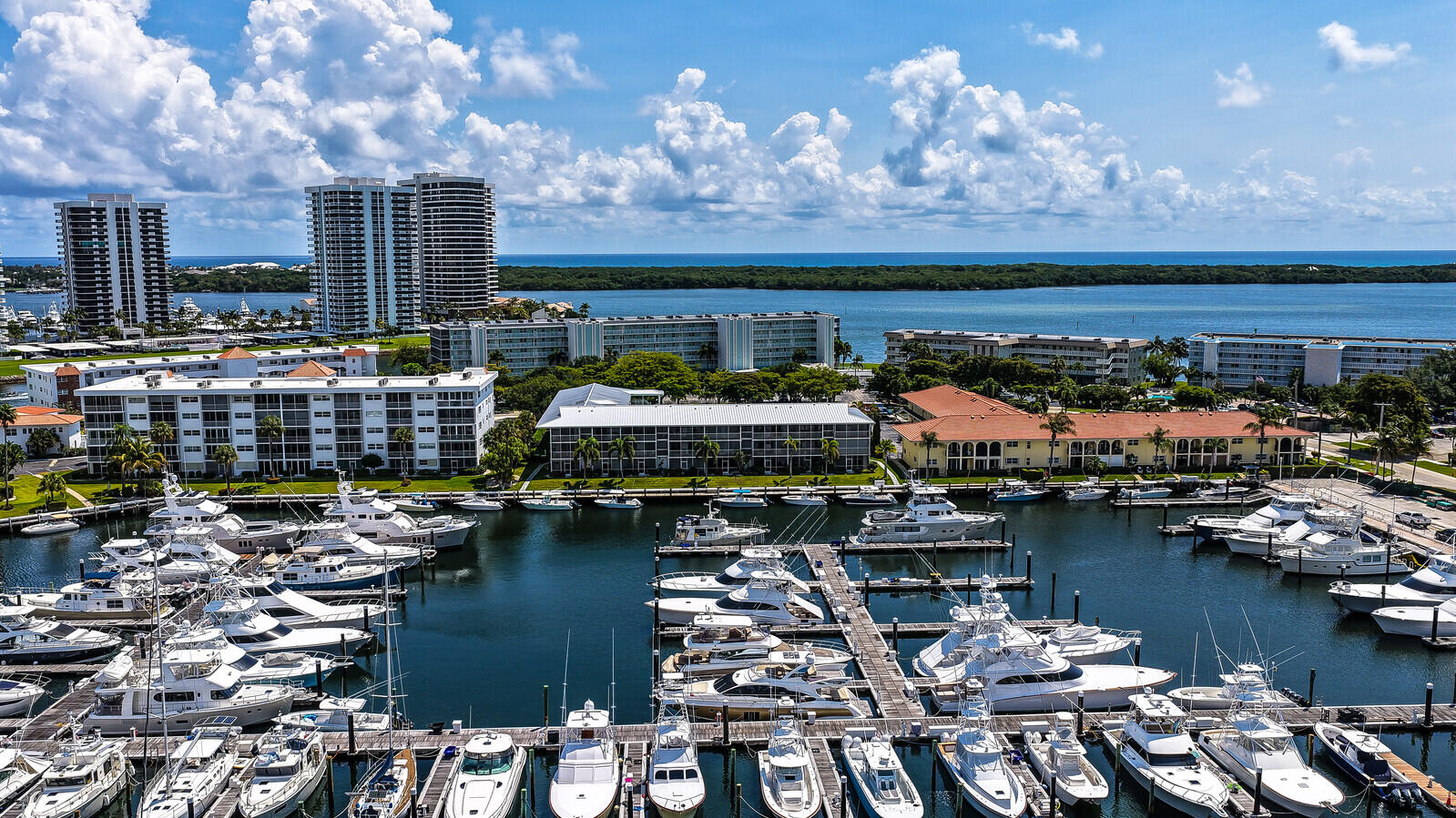 YACHT HARBOUR LANDINGS CONDO - Residential