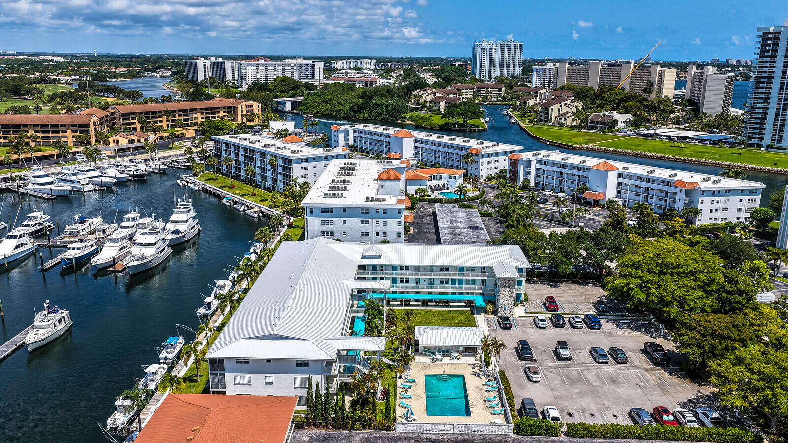 YACHT HARBOUR LANDINGS CONDO - Residential