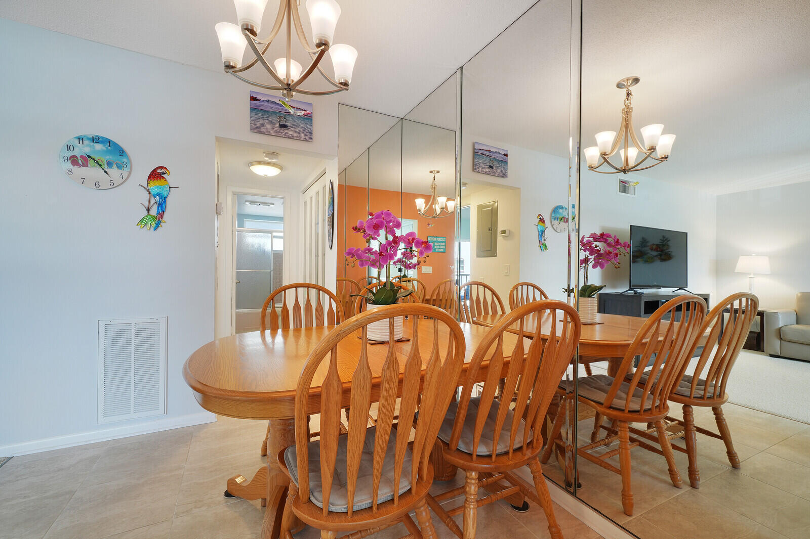 YACHT HARBOUR LANDINGS CONDO - Residential