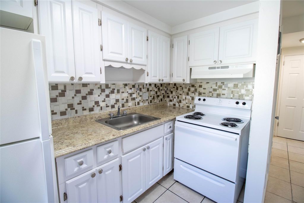 Photo of 1855 Adams Street #21, Hollywood, FL 33020 (MLS # F10445431)