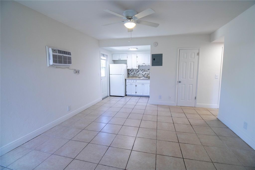Photo of 1855 Adams Street #21, Hollywood, FL 33020 (MLS # F10445431)