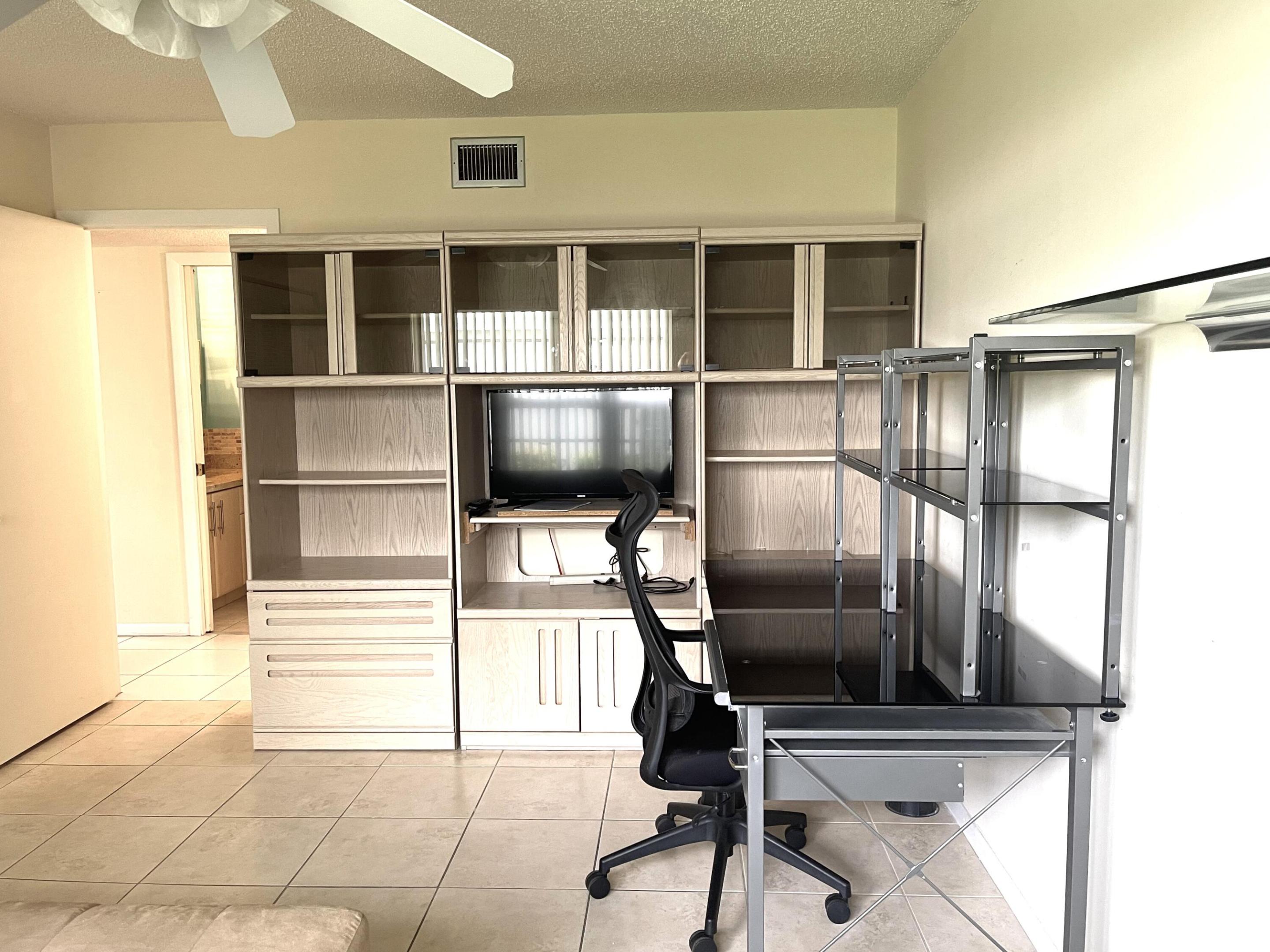 HIGH POINT OF DELRAY WEST CONDO SEC 1&2 - Residential