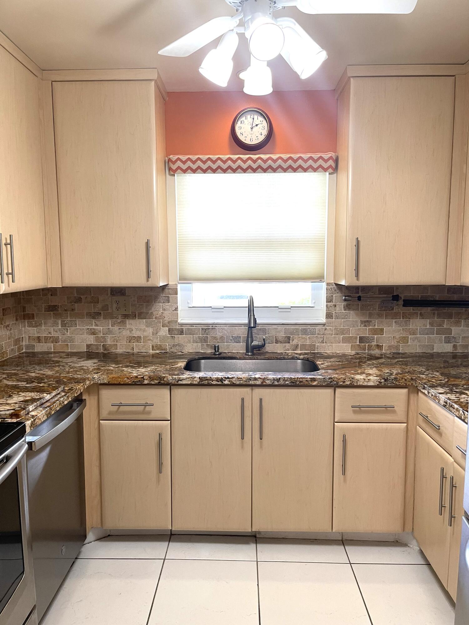 HIGH POINT OF DELRAY WEST CONDO SEC 1&2 - Residential