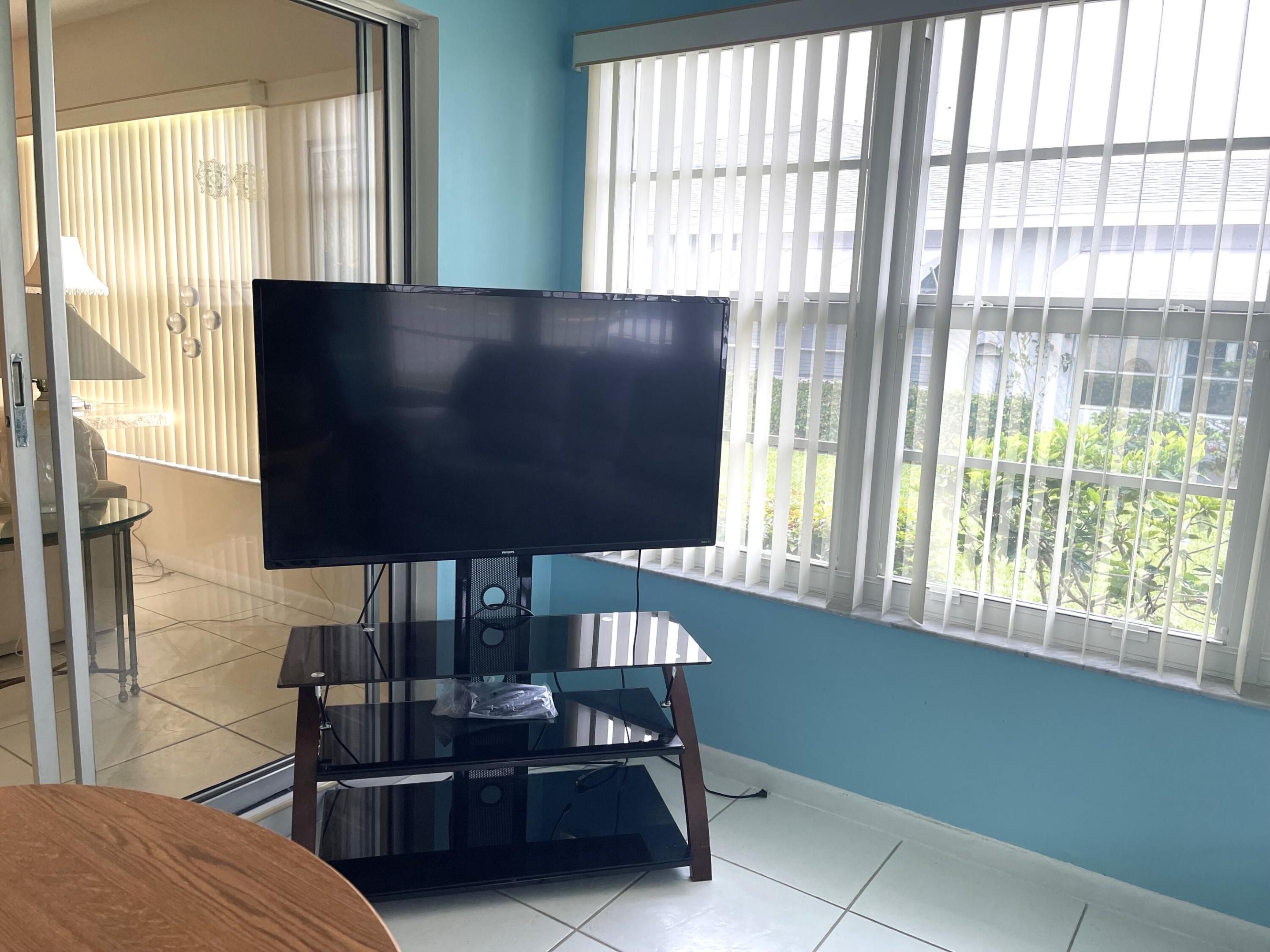 HIGH POINT OF DELRAY WEST CONDO SEC 1&2 - Residential