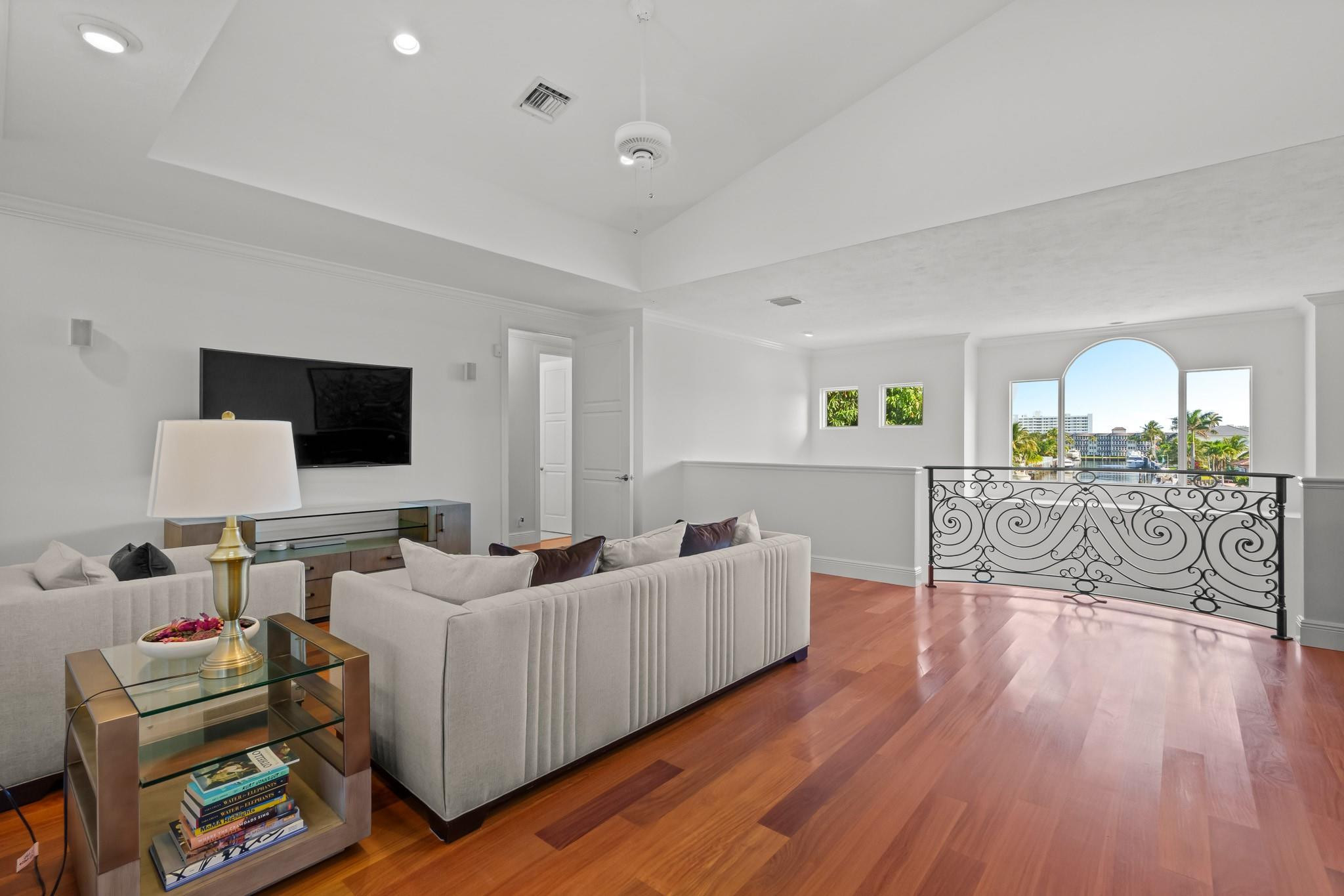 LANDINGS FIRST SEC - Residential