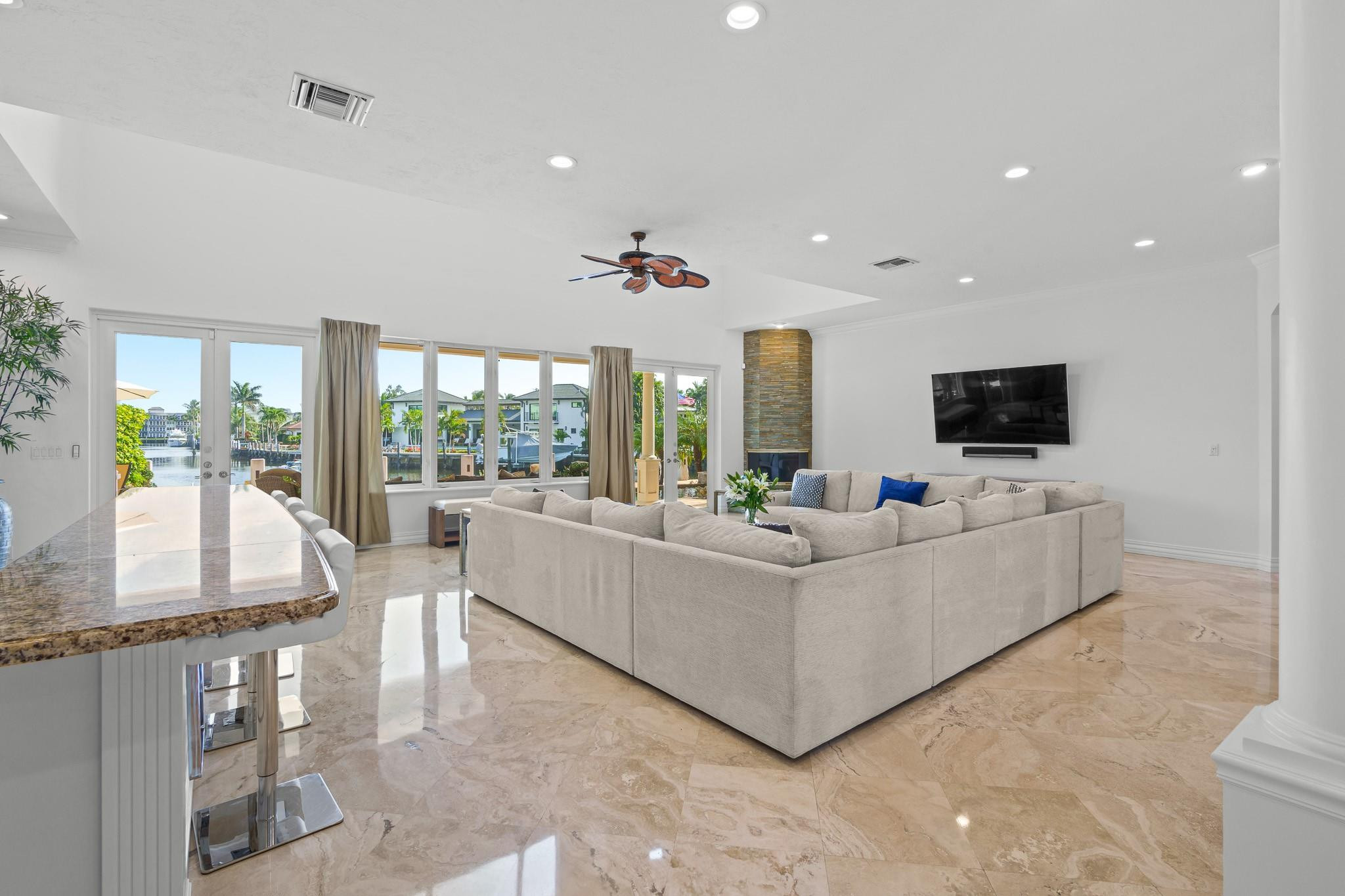 LANDINGS FIRST SEC - Residential