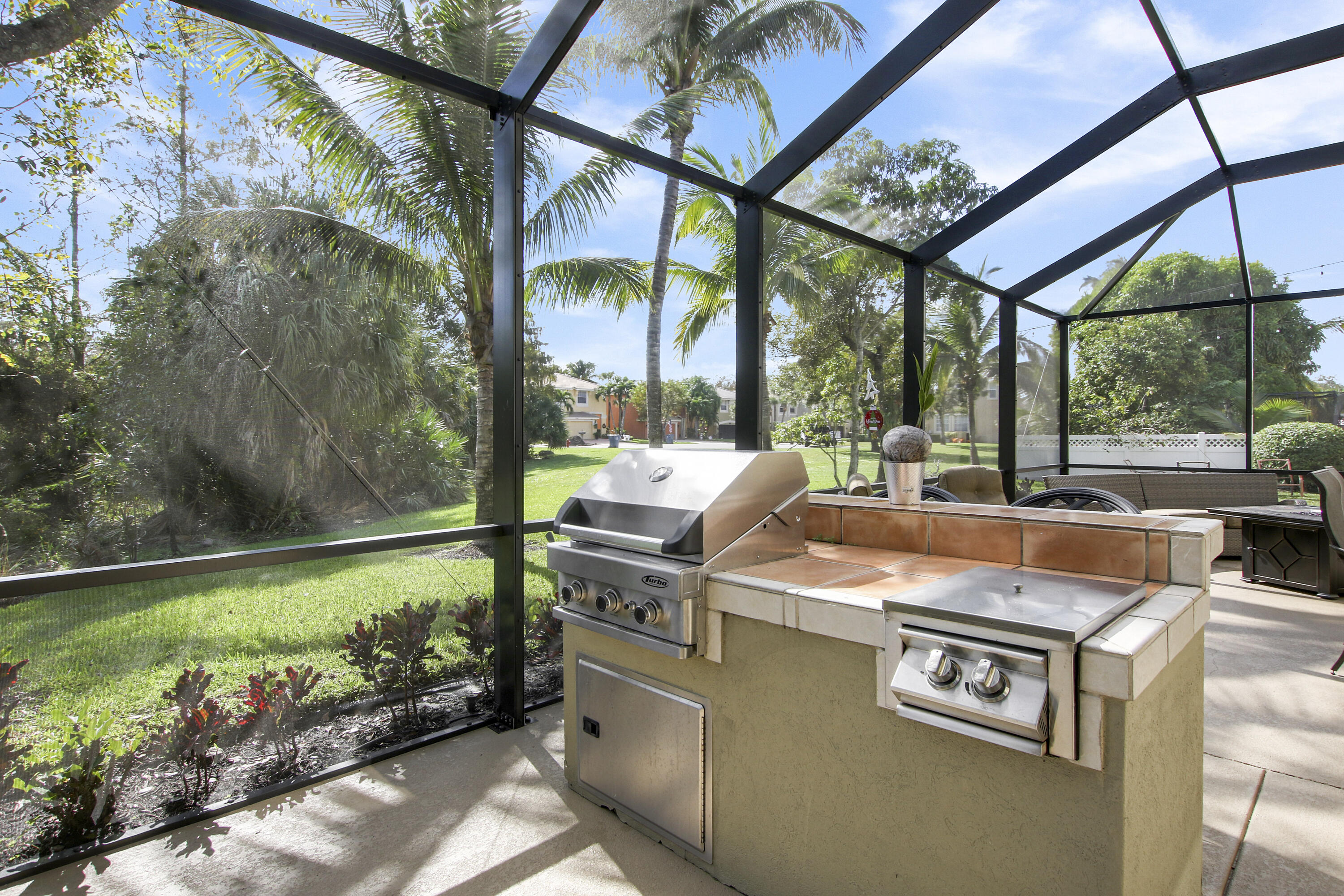 MADISON GREEN 1 PAR B - Residential