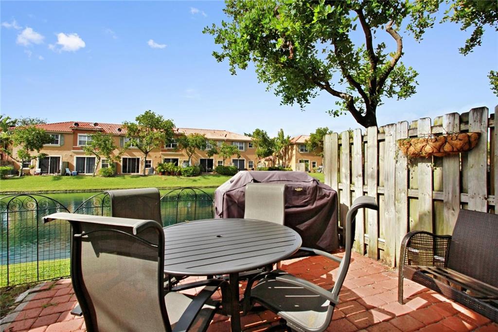 Villas at Harbor Isles - Residential