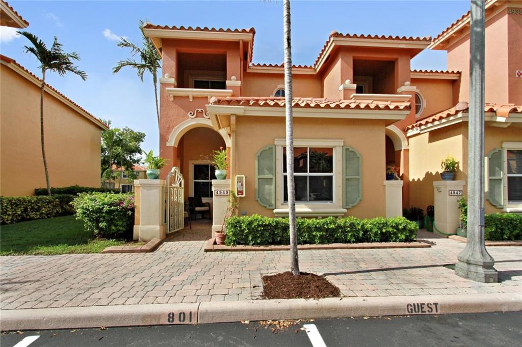 Villas at Harbor Isles - Residential