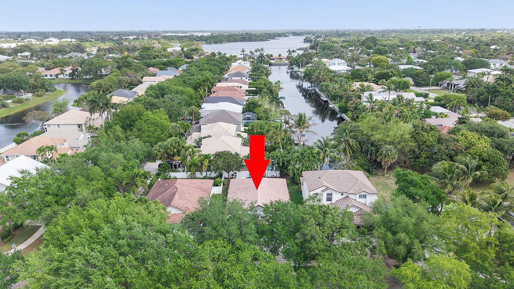 Photo of 981 Delray Lakes Drive, Delray Beach, FL 33444 (MLS # B26032524)