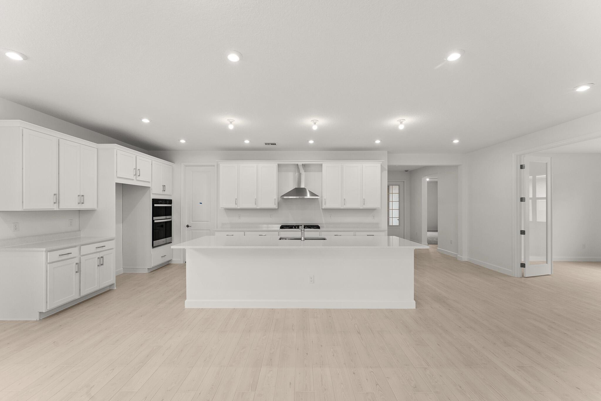 TELARO AT SOUTHERN GROVE - Residential