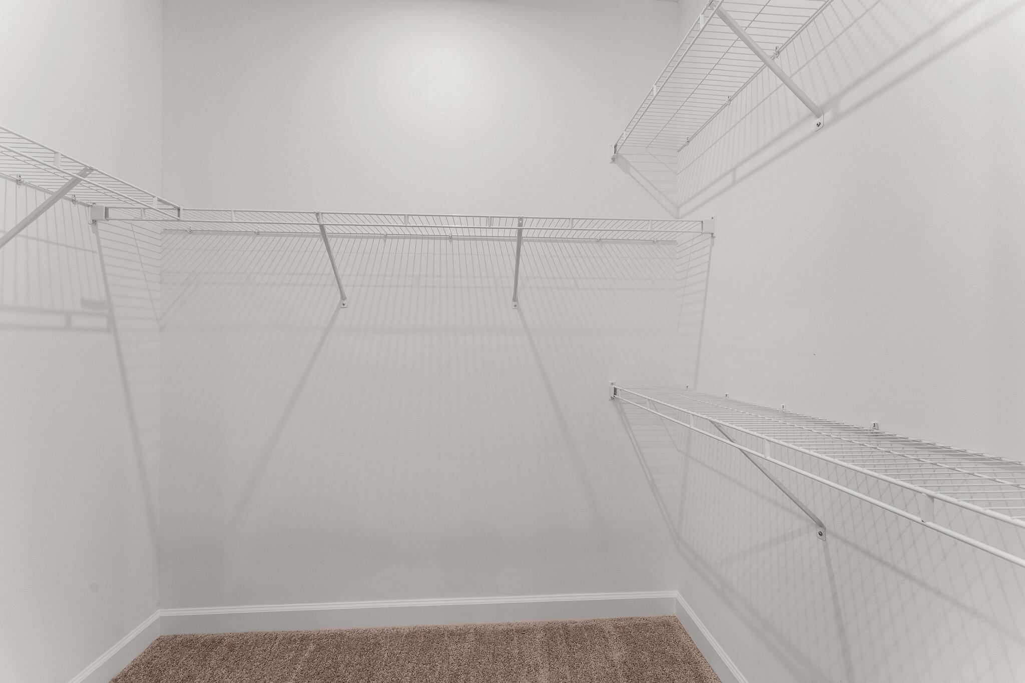 TELARO AT SOUTHERN GROVE - Residential