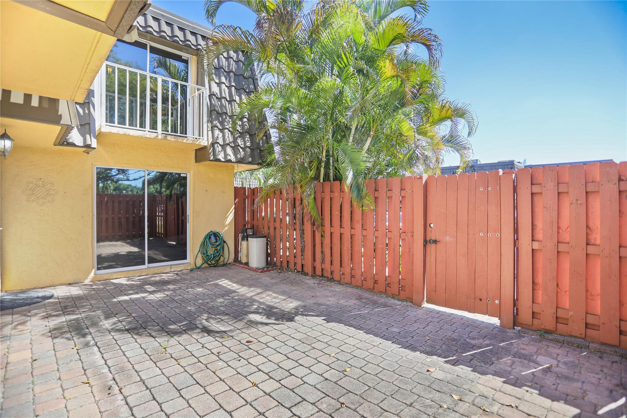 BOCA RANCHO 1 - Residential