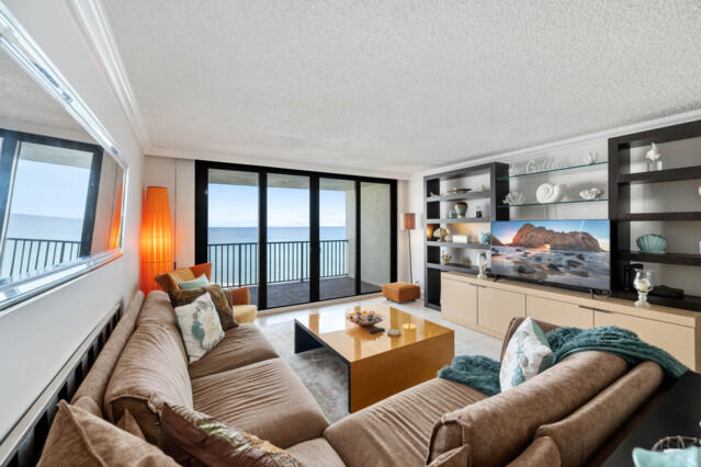 DUNE DECK OF THE PALM BEACHES CONDO - Residential