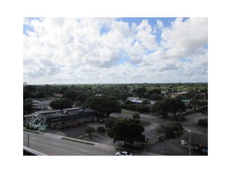 DRAKE TOWER - Residential