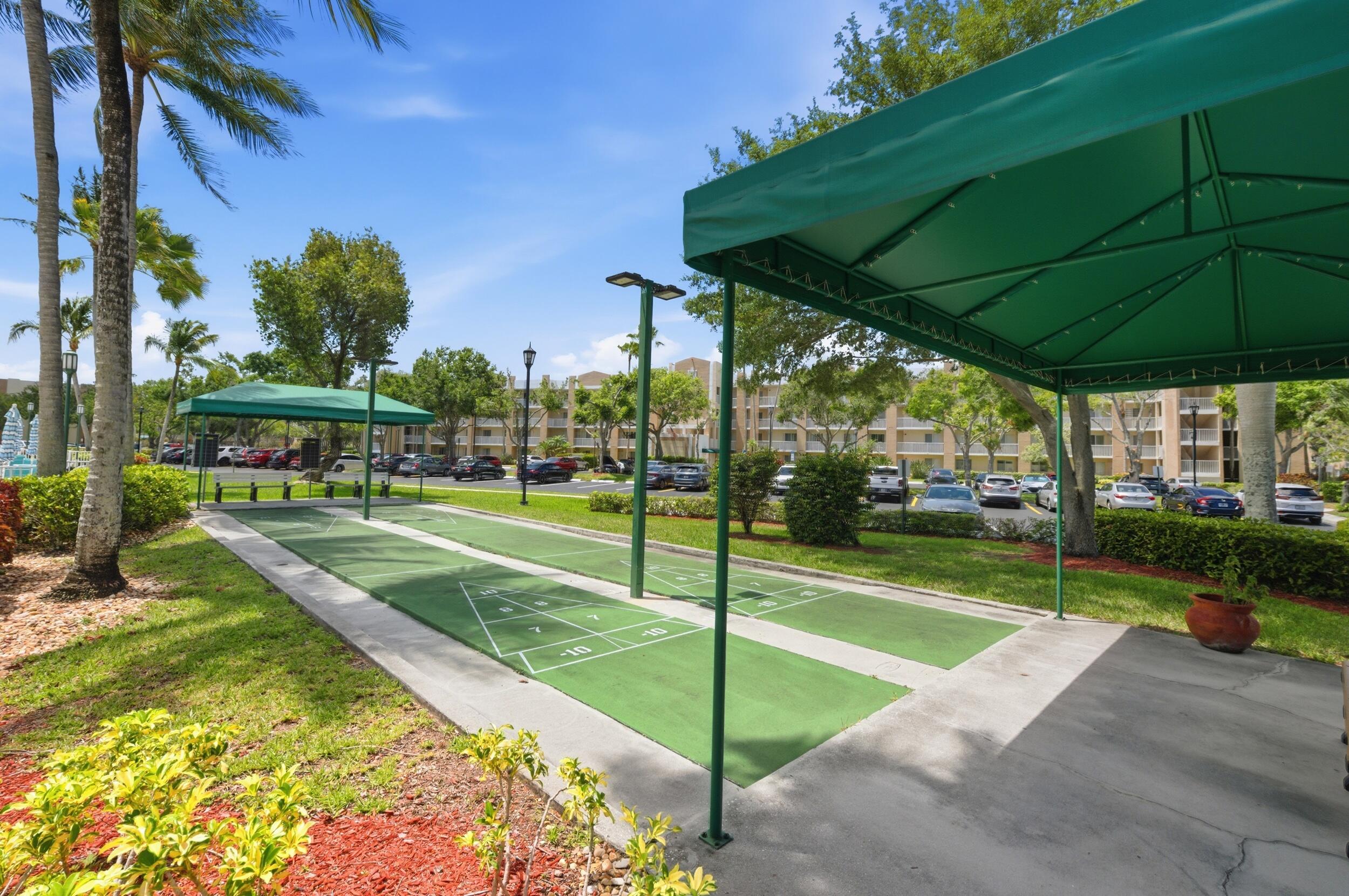 WELDON CONDOMINIUM - Residential