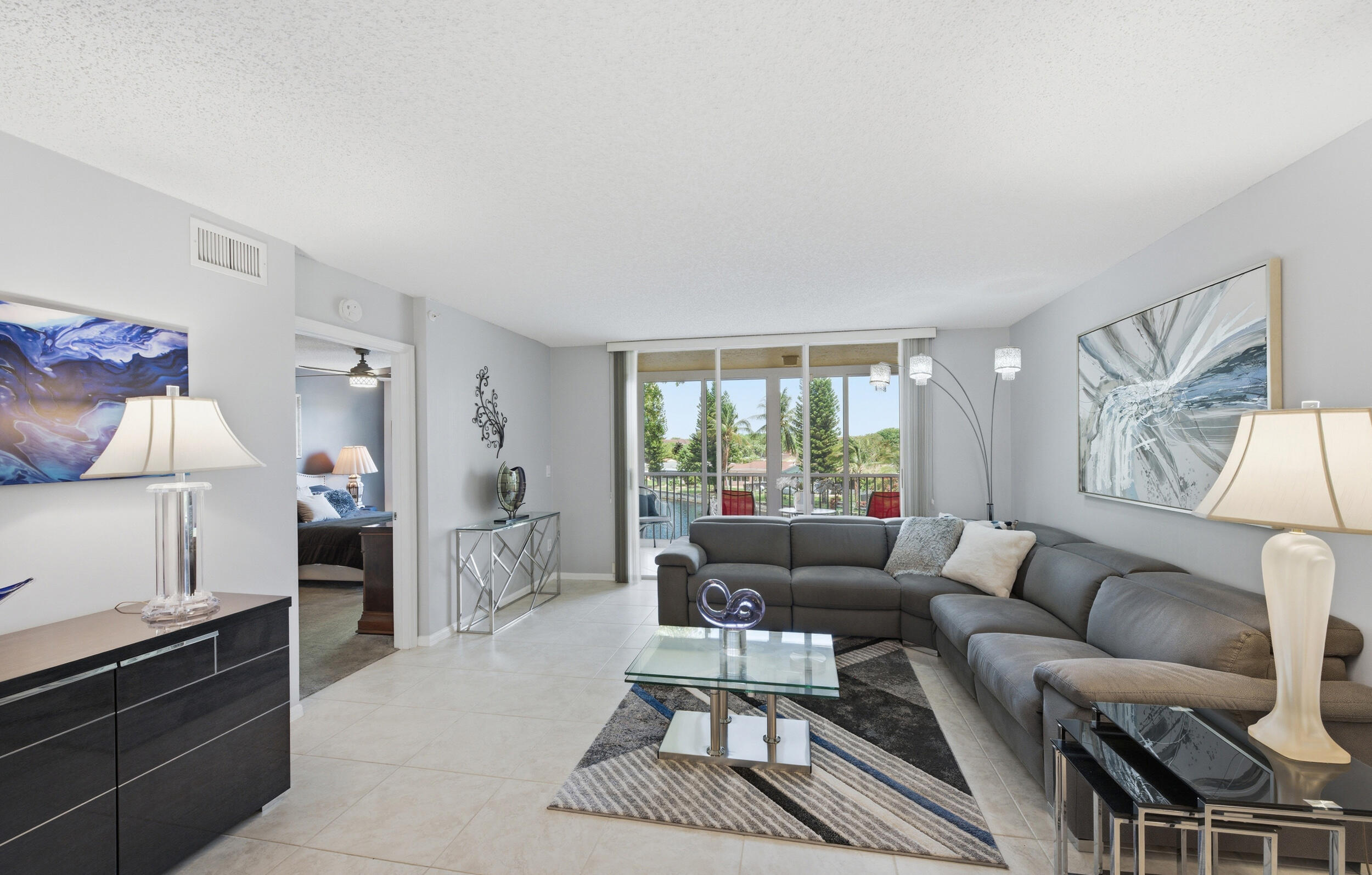 WELDON CONDOMINIUM - Residential
