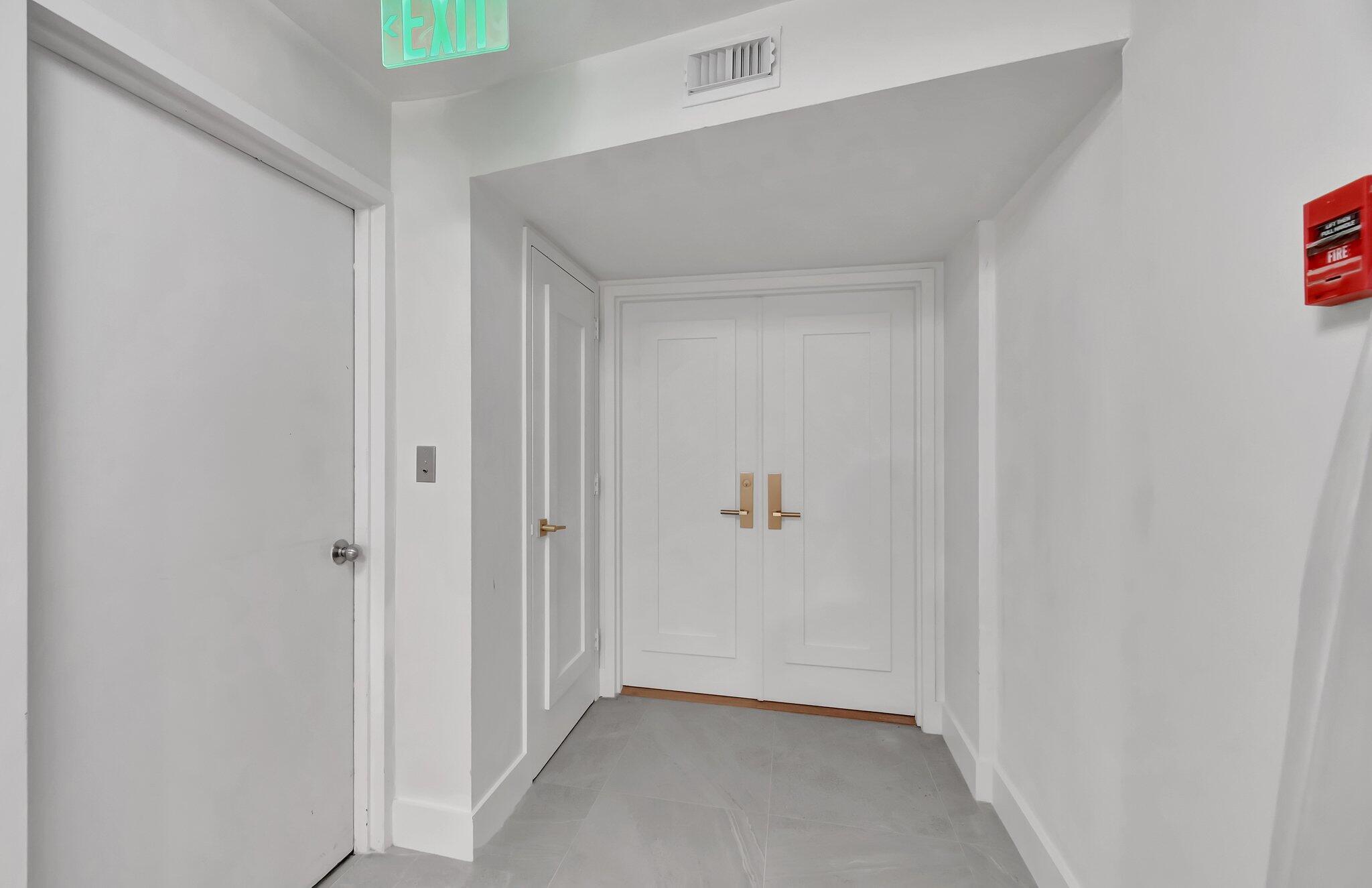 2800 S Ocean Boulevard S 19 C