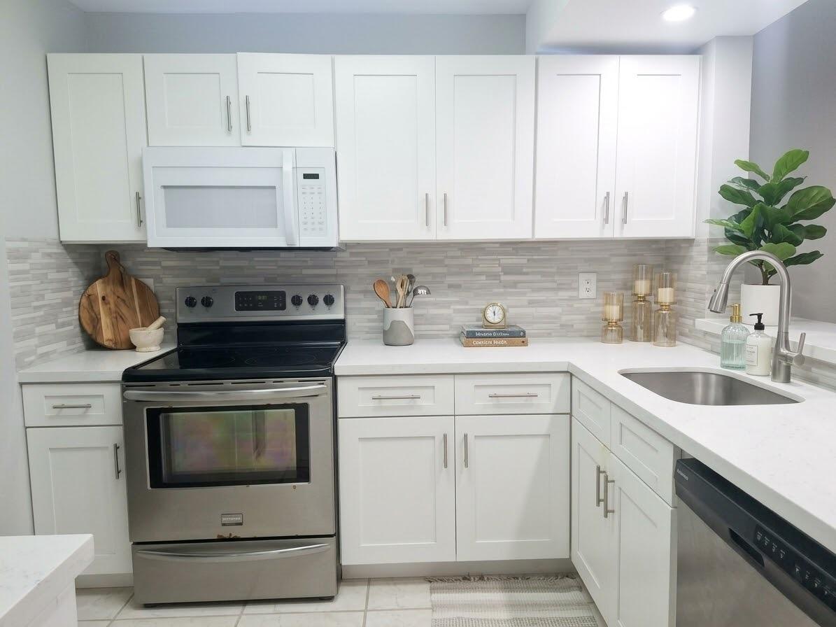 6475 W OAKLAND PARK Boulevard 209