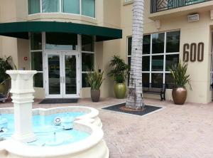 PRADO CONDO - Residential