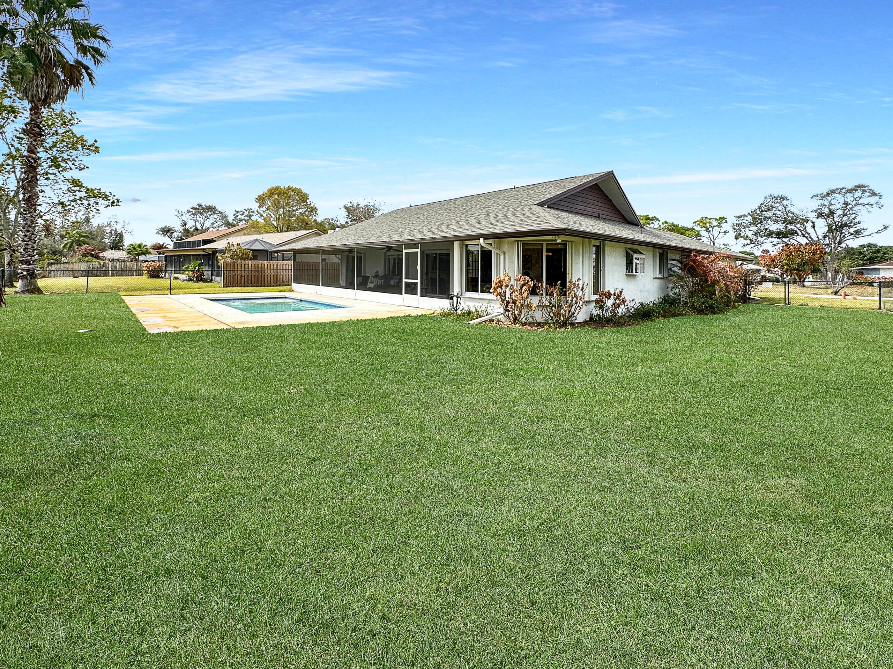 HOLIDAY PINES SUBDIVISION PHASE I - Residential