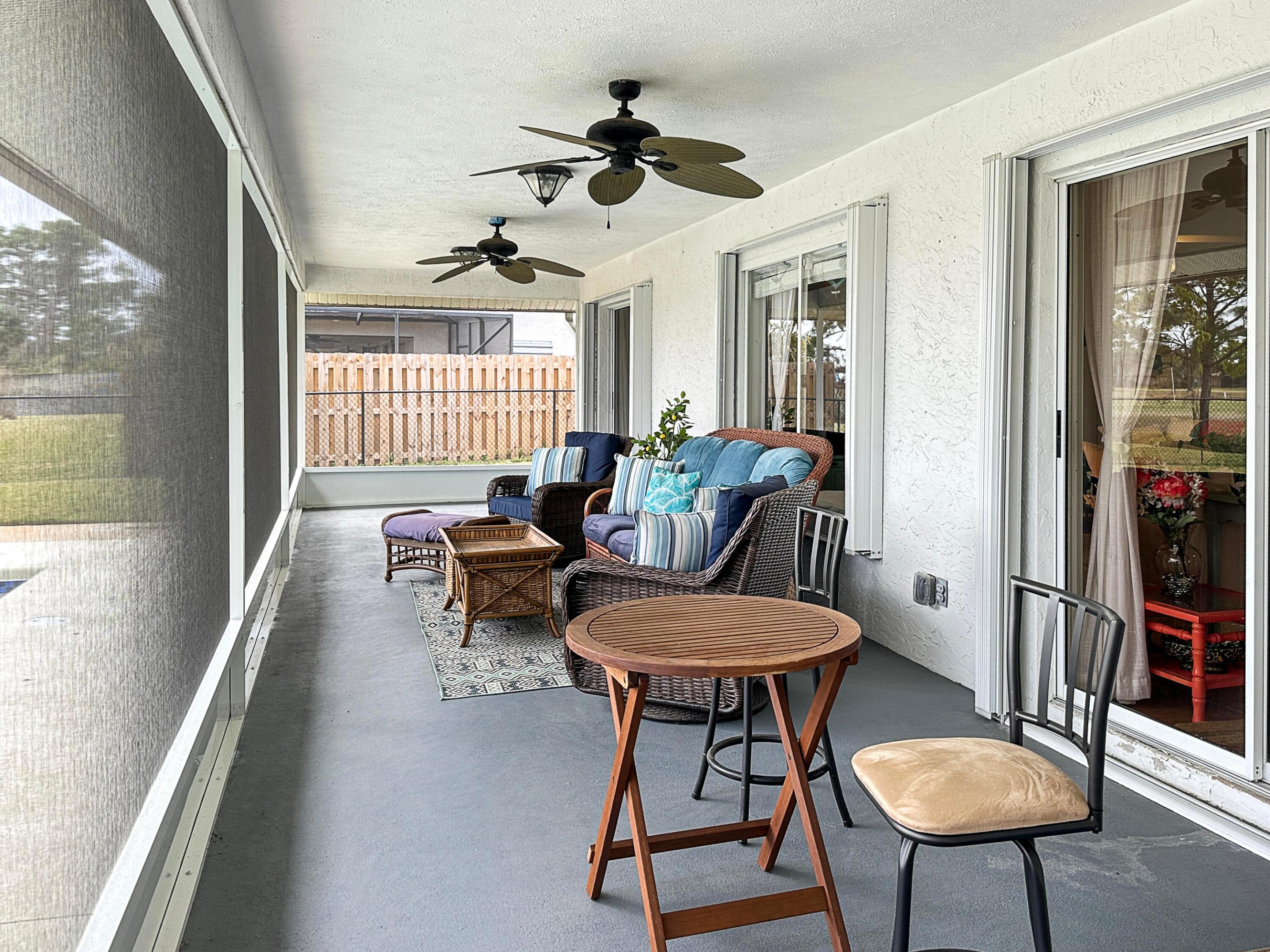 HOLIDAY PINES SUBDIVISION PHASE I - Residential