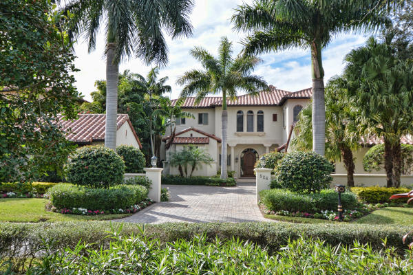 TRUMP NATIONAL GOLF CLUB - Residential