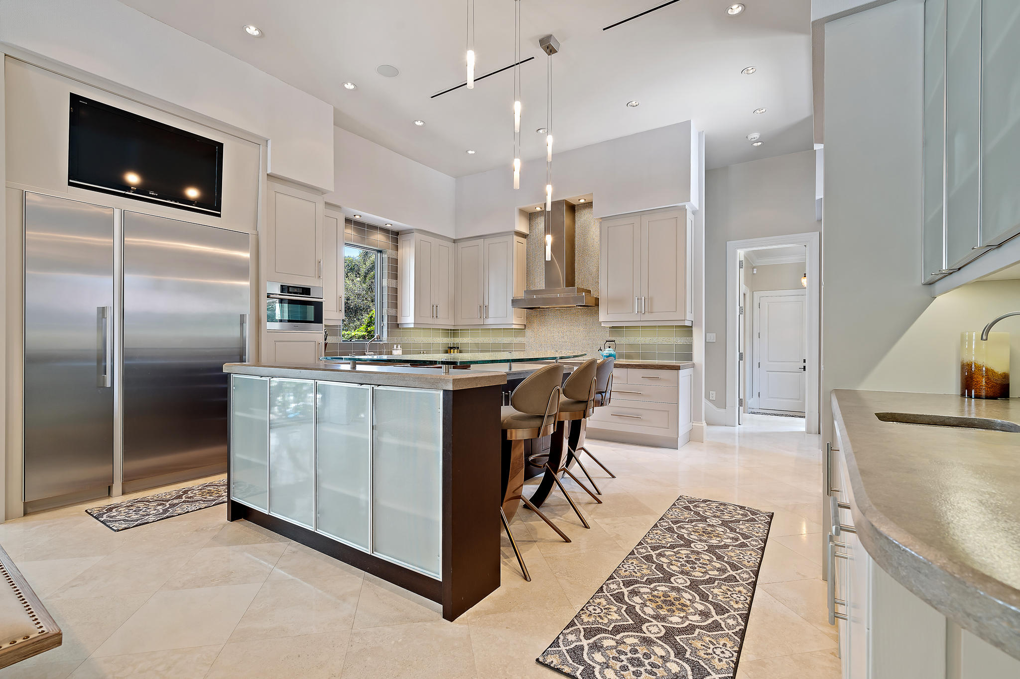 TRUMP NATIONAL GOLF CLUB - Residential