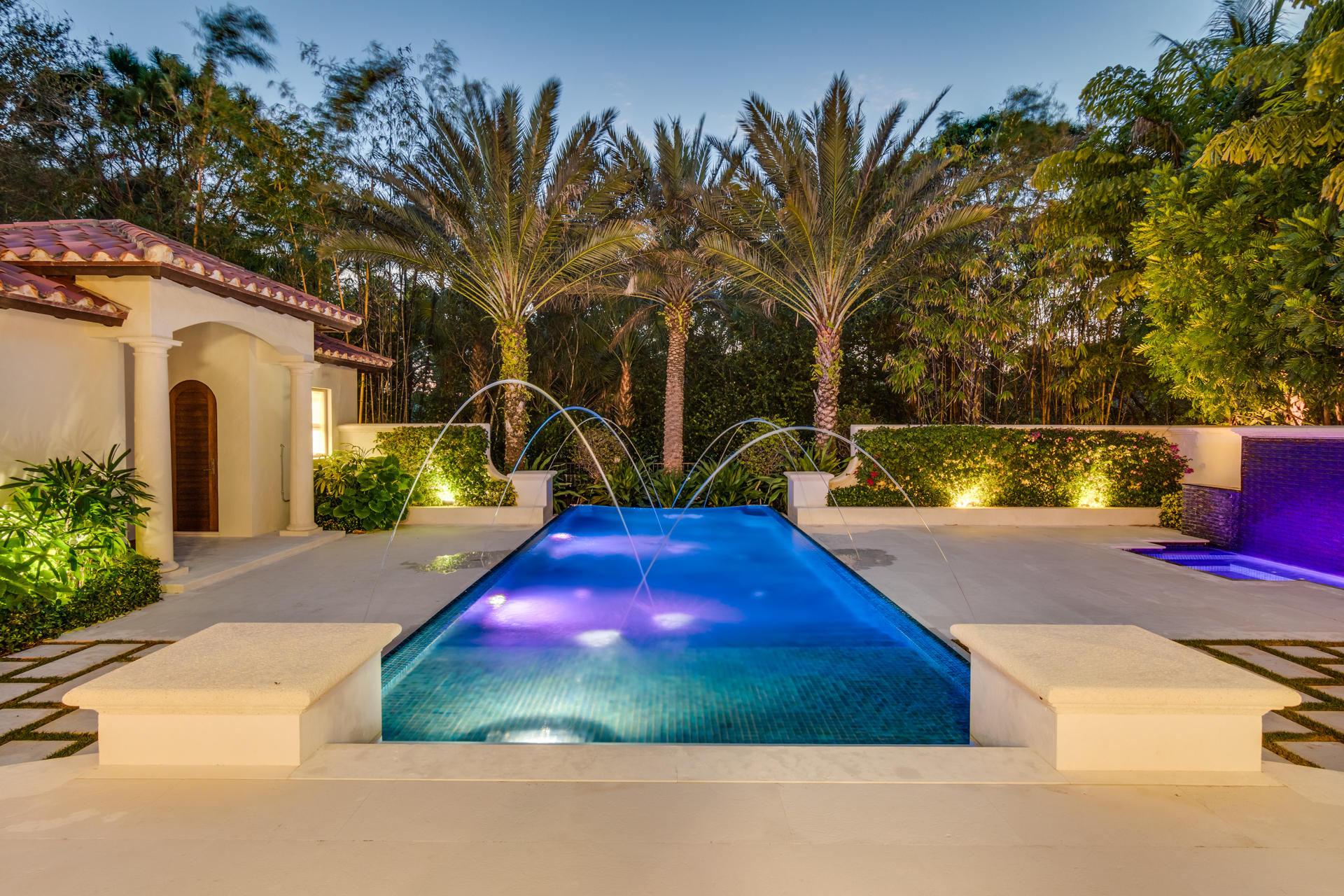 TRUMP NATIONAL GOLF CLUB - Residential