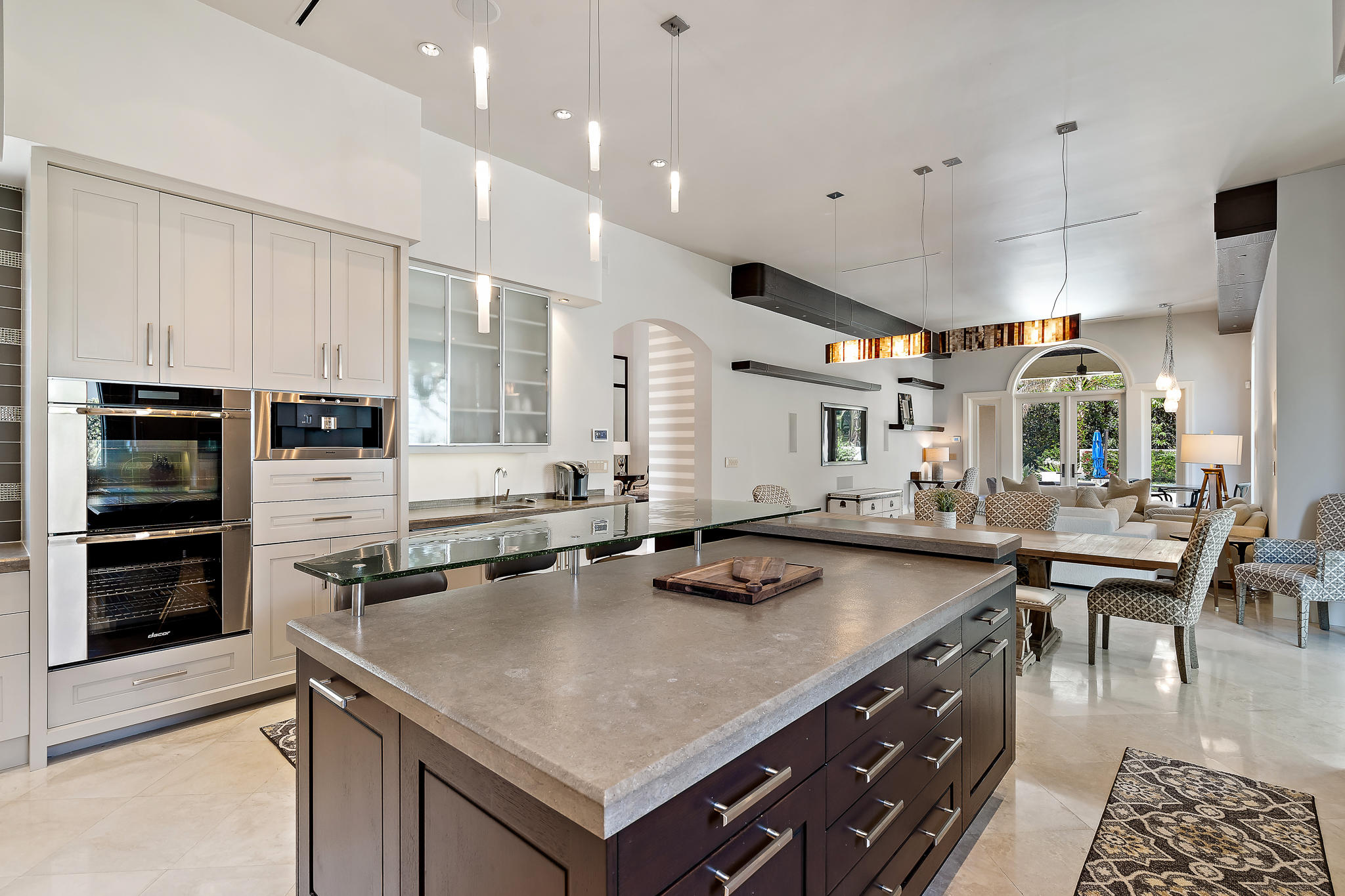 TRUMP NATIONAL GOLF CLUB - Residential