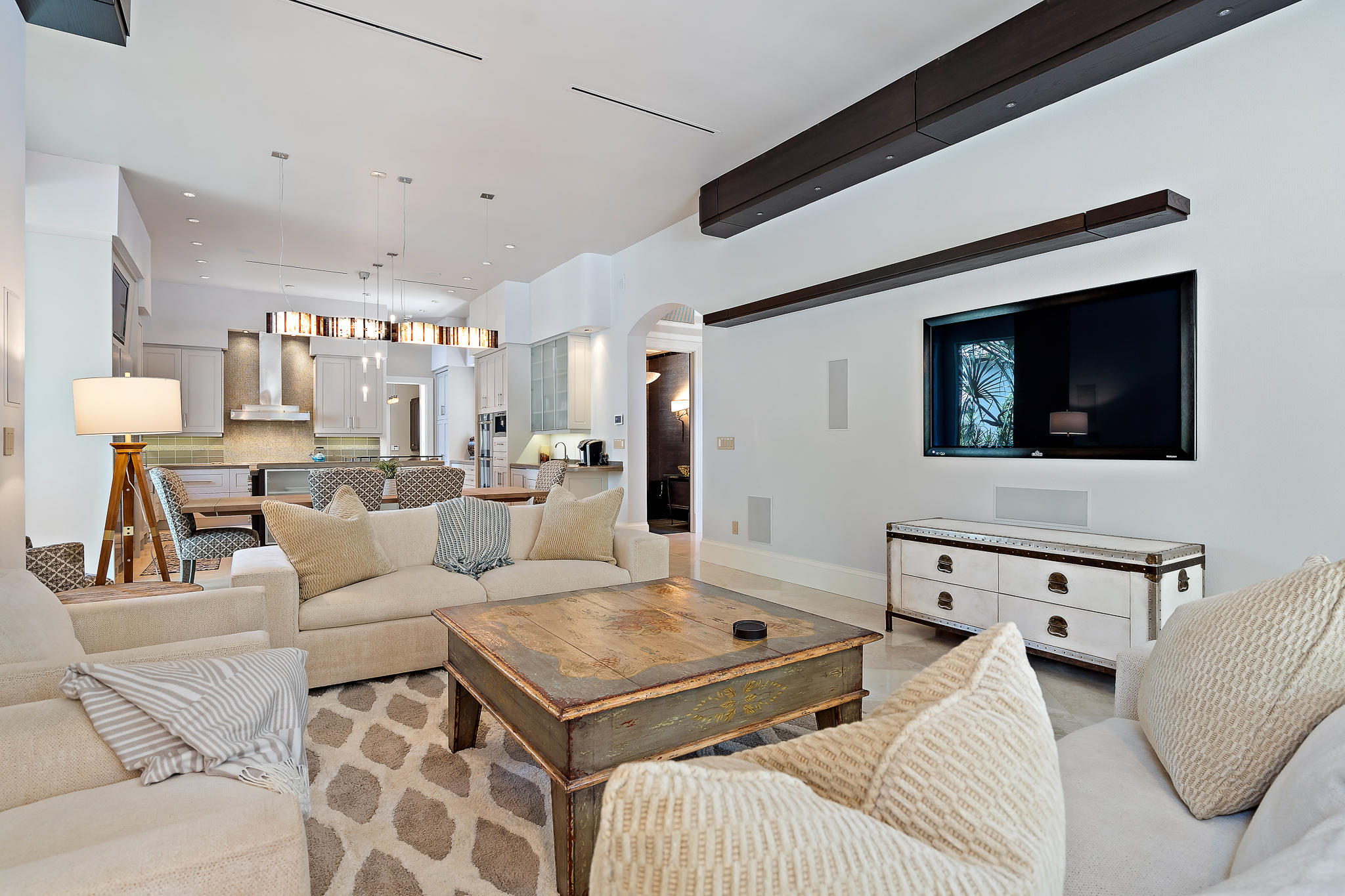 TRUMP NATIONAL GOLF CLUB - Residential