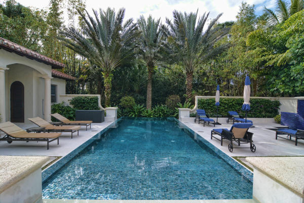 TRUMP NATIONAL GOLF CLUB - Residential