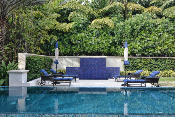 TRUMP NATIONAL GOLF CLUB - Residential