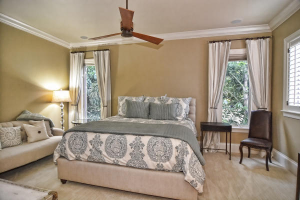 TRUMP NATIONAL GOLF CLUB - Residential