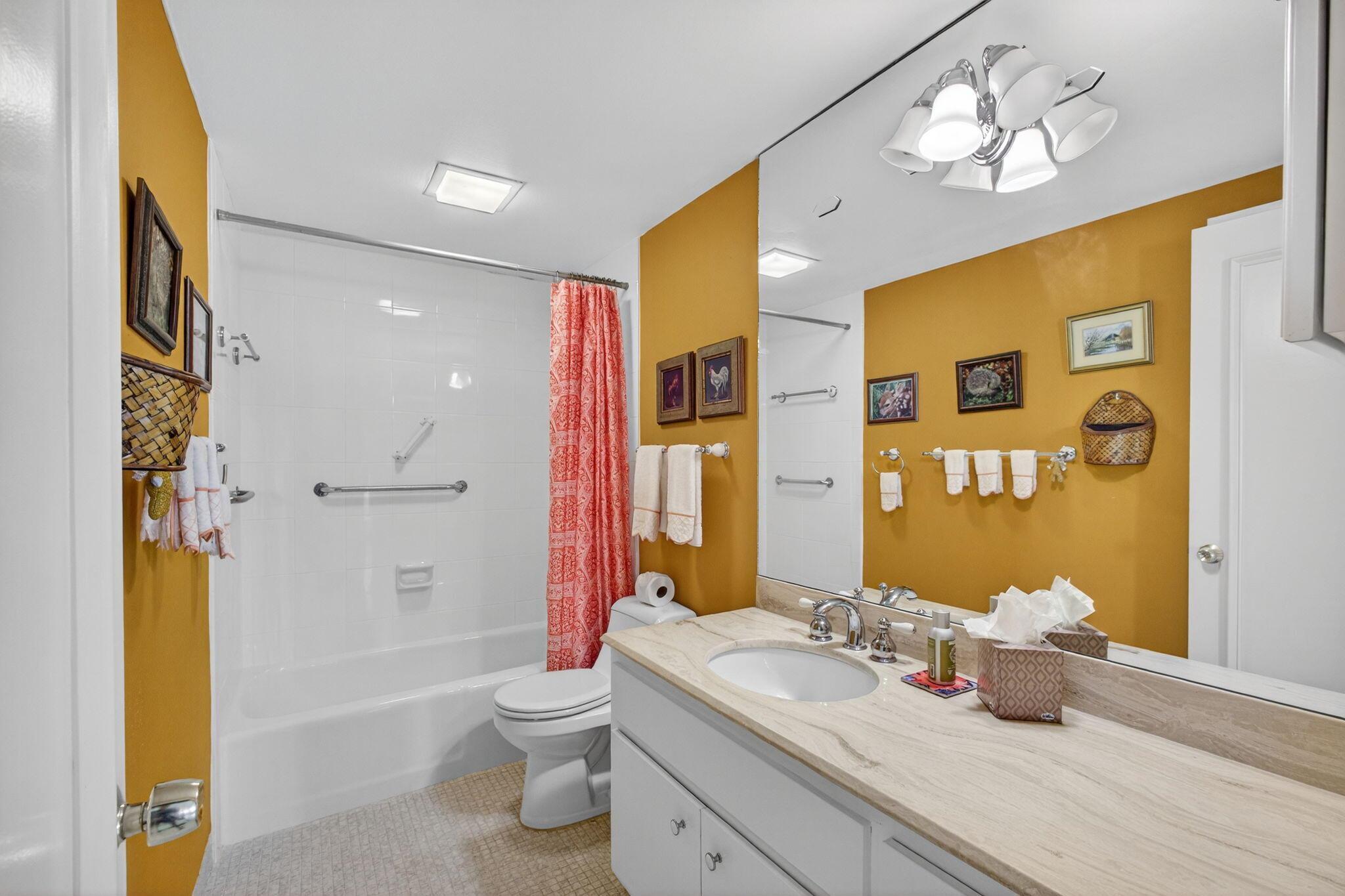 PORTOFINO CONDO PT OF LTS - Residential