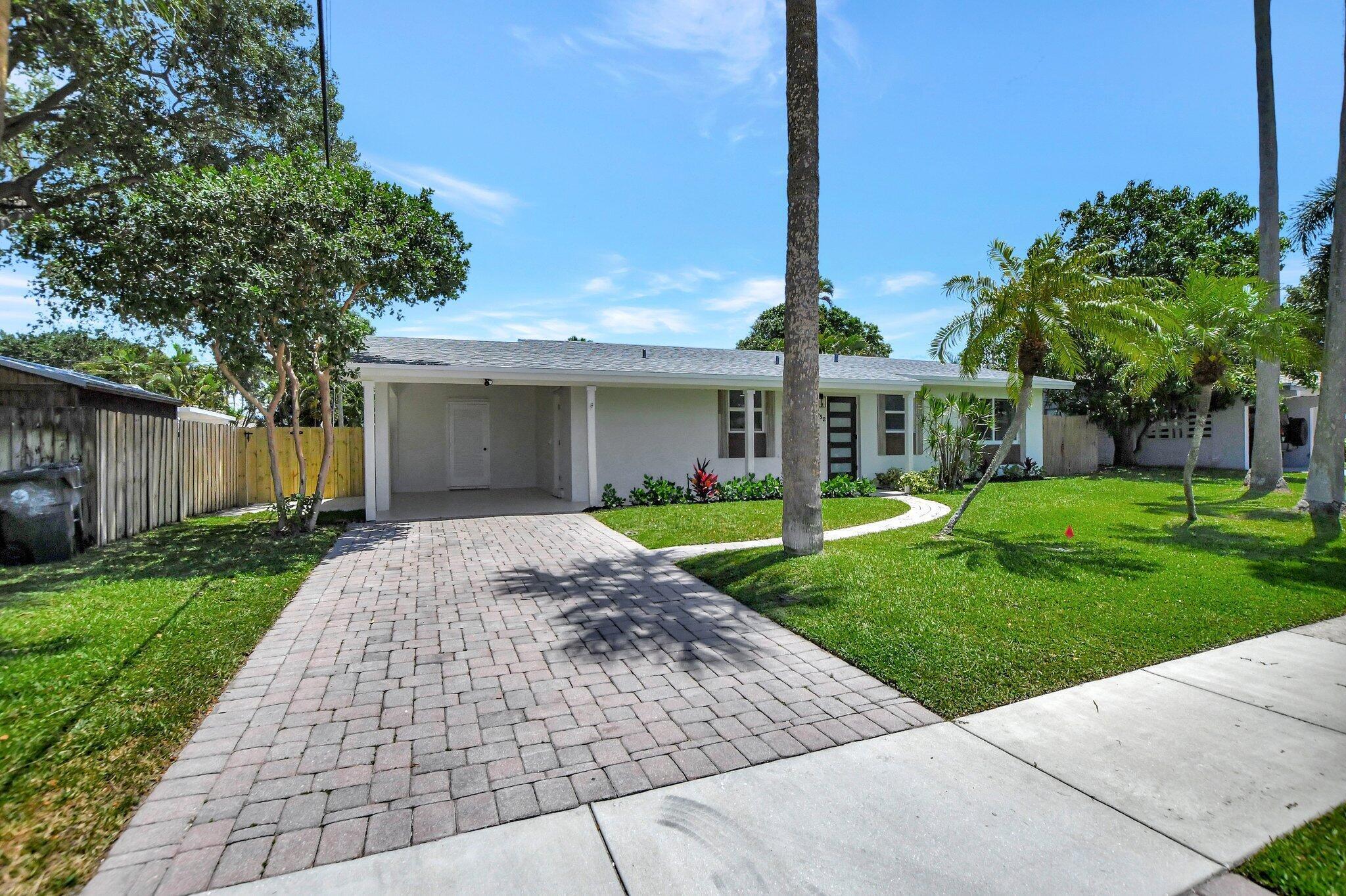 832 SW 10th Avenue