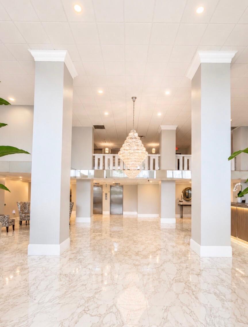 3450 S Ocean Boulevard 2240, Palm Beach, FL, 33480/$290,000 1 3450 S Ocean Boulevard 2240