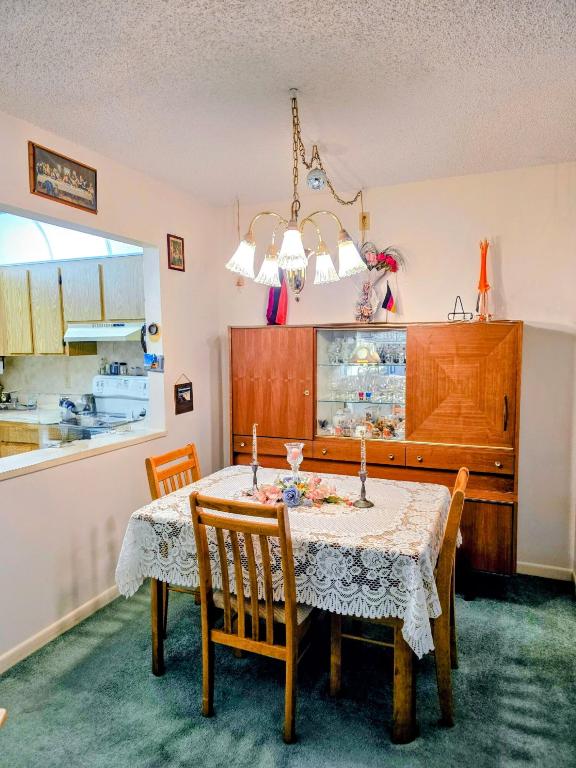 PINE RIDGE SOUTH IV CONDO - Residential