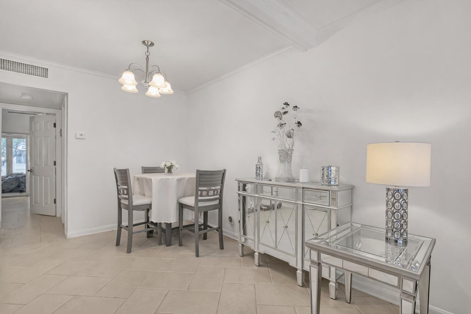 205 Main Boulevard 2b