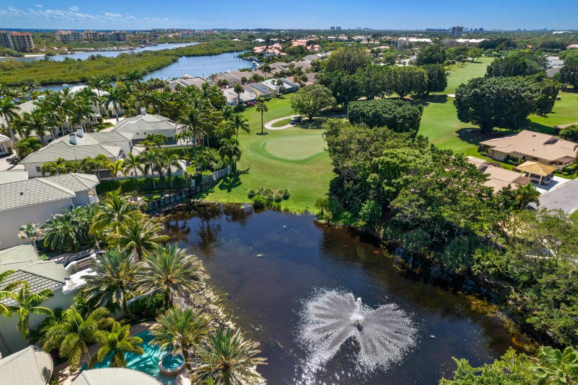 Jonathans Landing - Residential