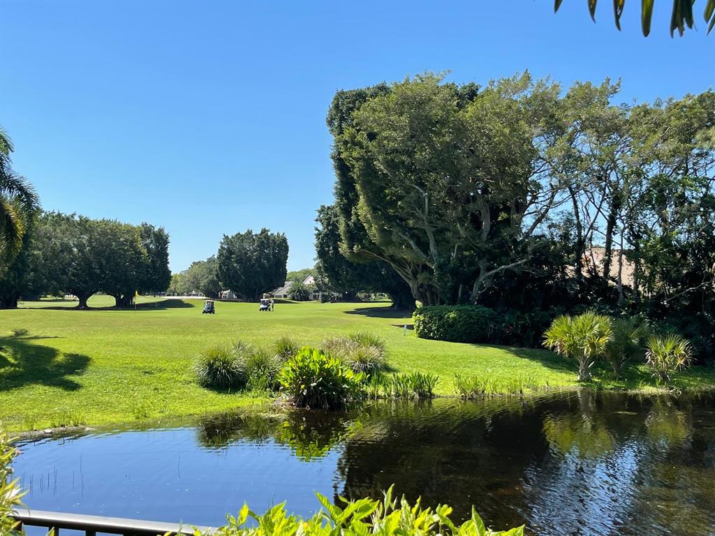 Jonathans Landing - Residential