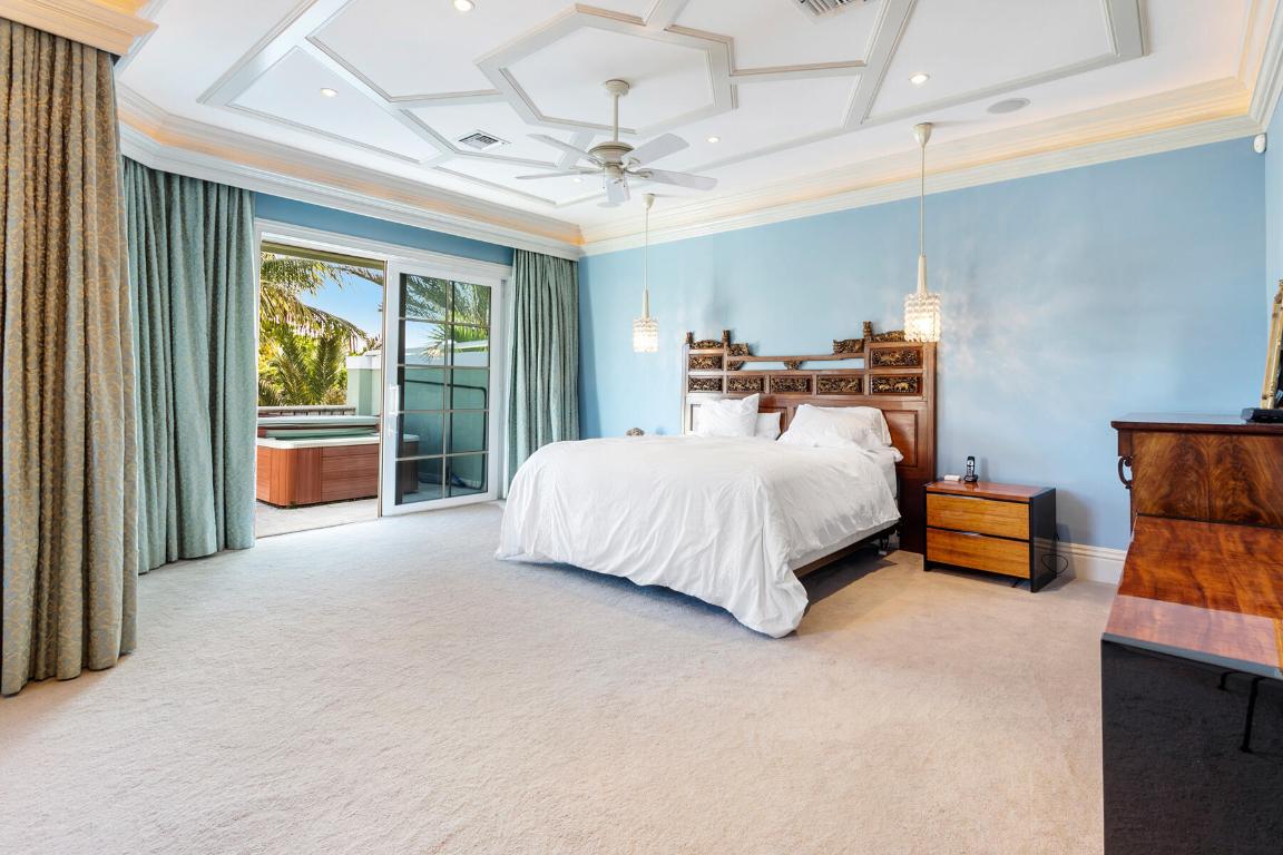 Jonathans Landing - Residential