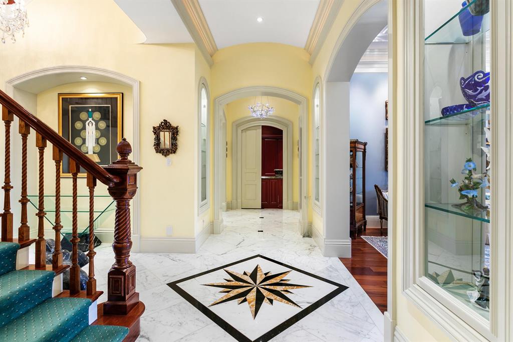 Jonathans Landing - Residential