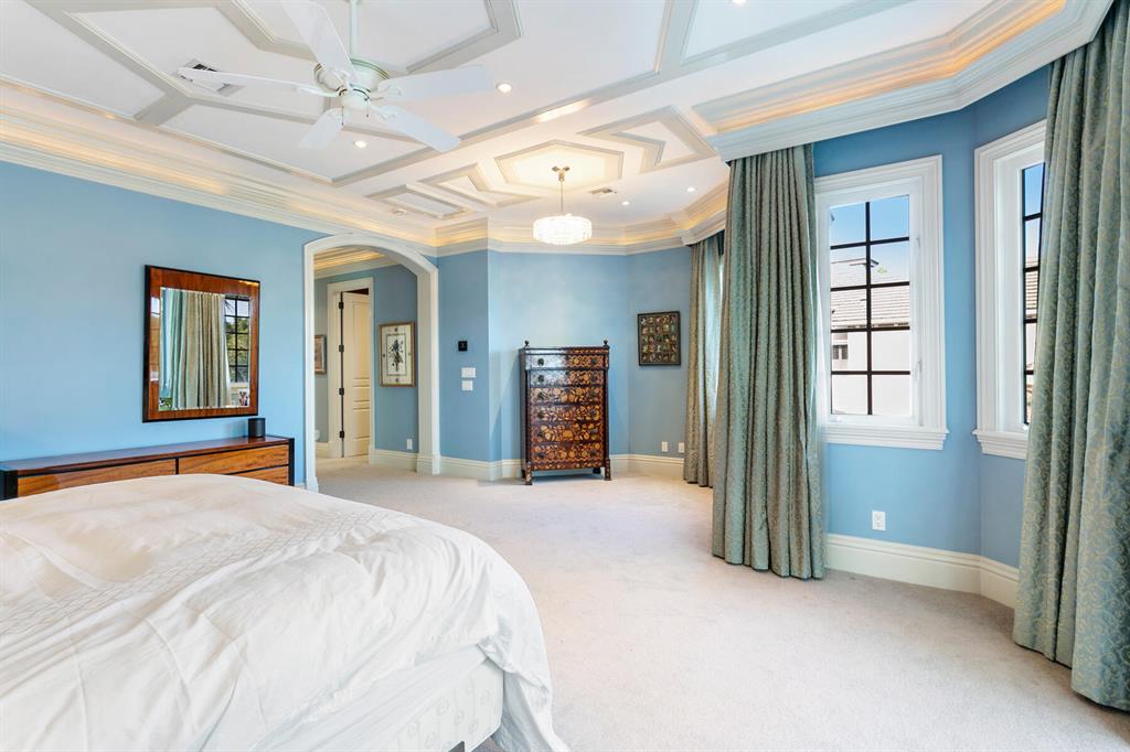 Jonathans Landing - Residential