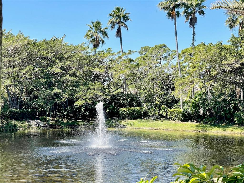 Jonathans Landing - Residential